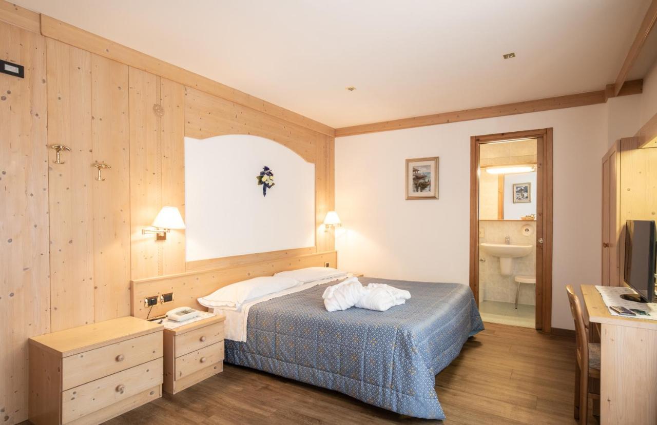 Hotel San Martino San Martino Di Castrozza Esterno foto