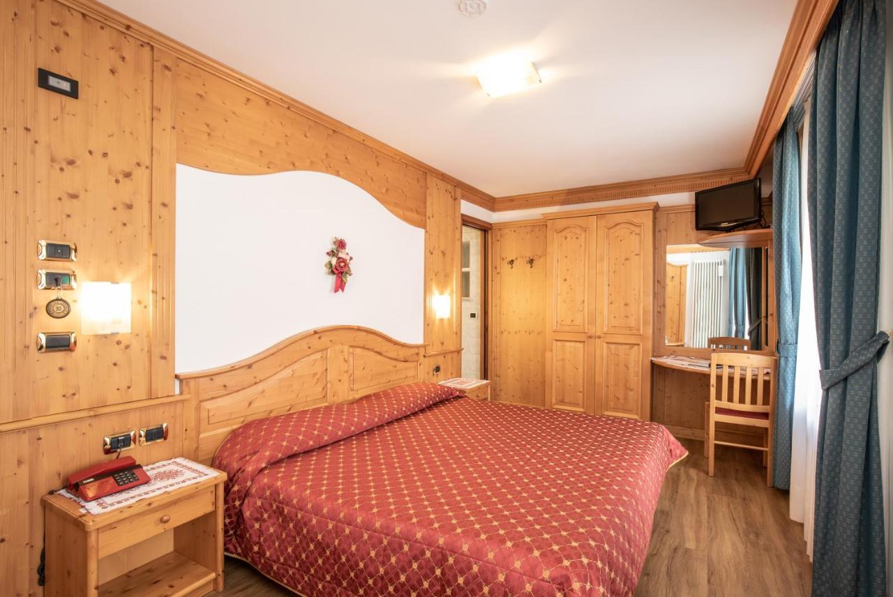 Hotel San Martino San Martino Di Castrozza Esterno foto